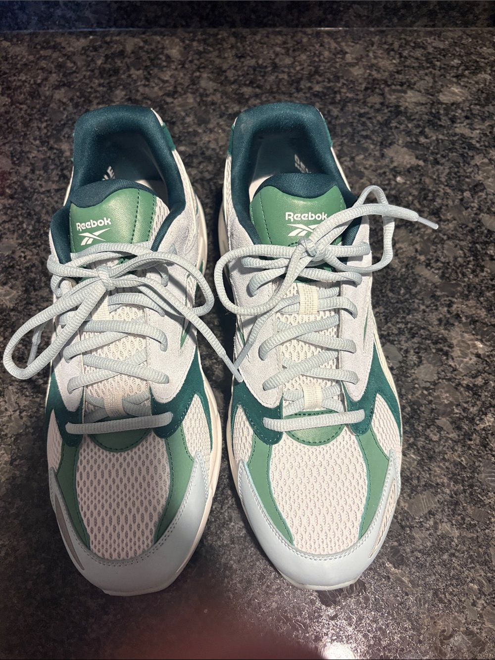 Reebok Green & Light Gray Athletic Mesh Trainers( Samples)